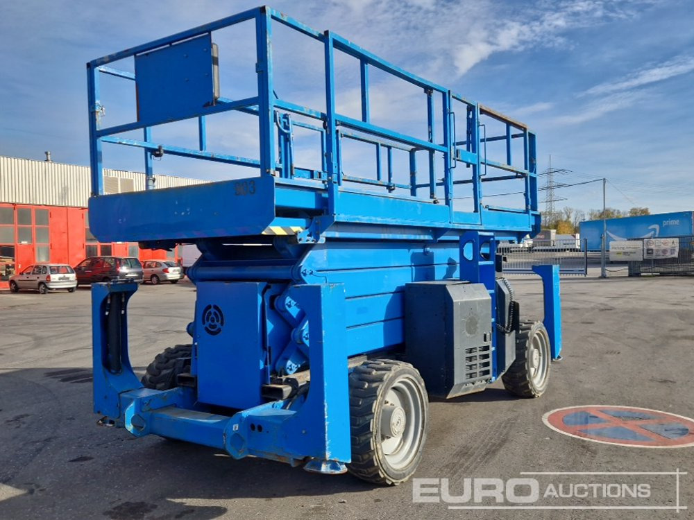 2015 Genie GS4390RT - Scissor lift: picture 5 2015 Genie GS4390RT - Scissor lift: picture 5