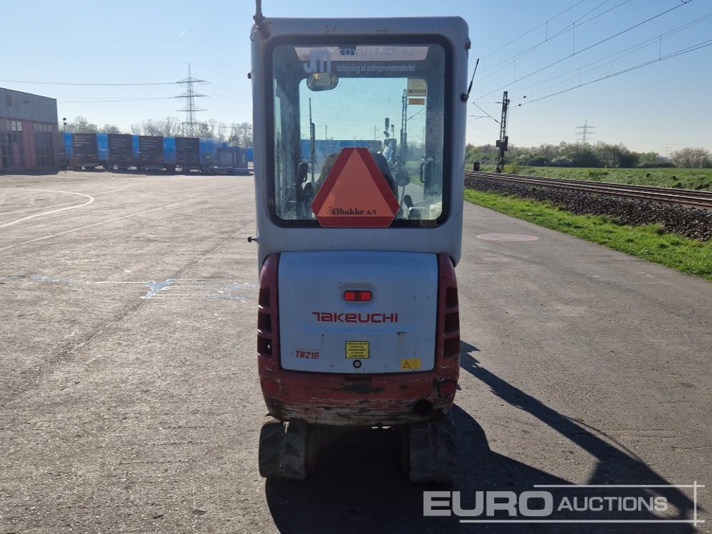 2015 Takeuchi TB216 - Mini excavator: picture 4 2015 Takeuchi TB216 - Mini excavator: picture 4
