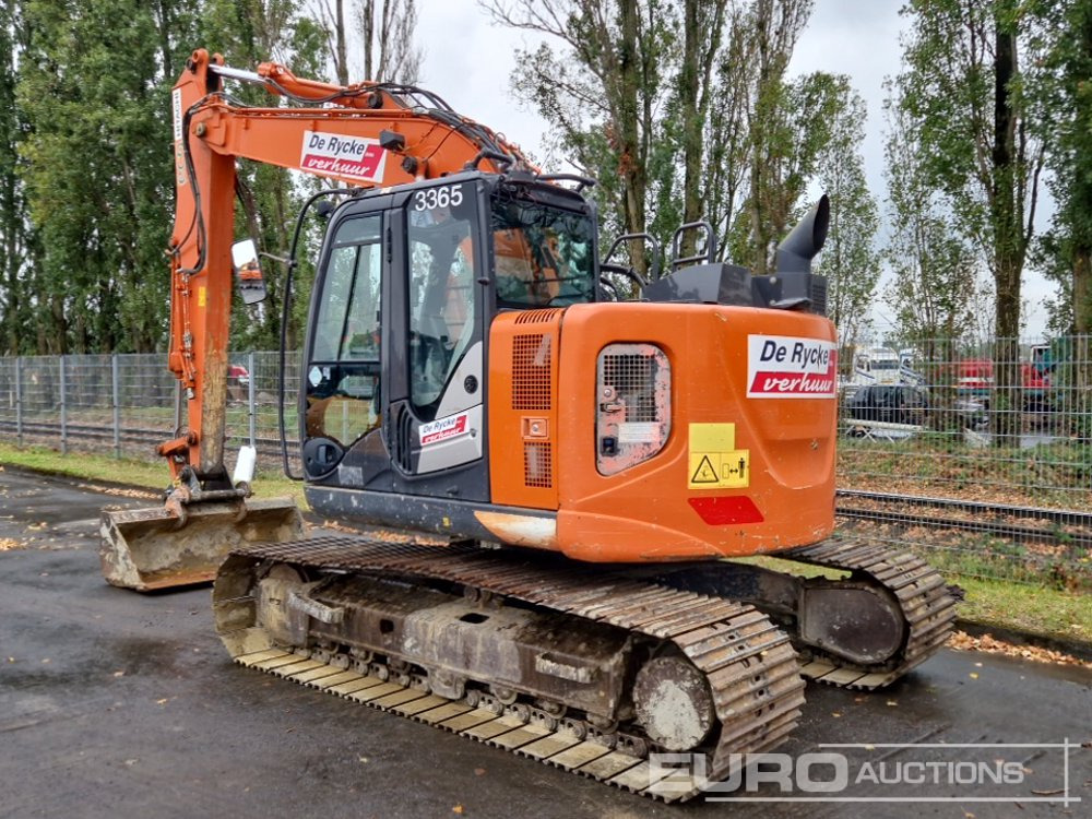 2017 Hitachi ZX135US-6 - Crawler excavator: picture 3 2017 Hitachi ZX135US-6 - Crawler excavator: picture 3
