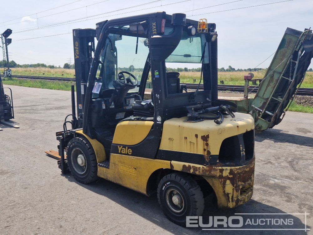 2018 Yale GDP35VX - Forklift: picture 3 2018 Yale GDP35VX - Forklift: picture 3
