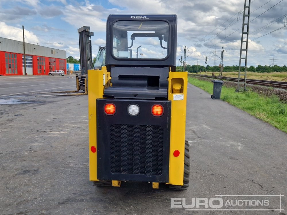 2021 Gehl SL1640 - Skid steer loader: picture 4 2021 Gehl SL1640 - Skid steer loader: picture 4