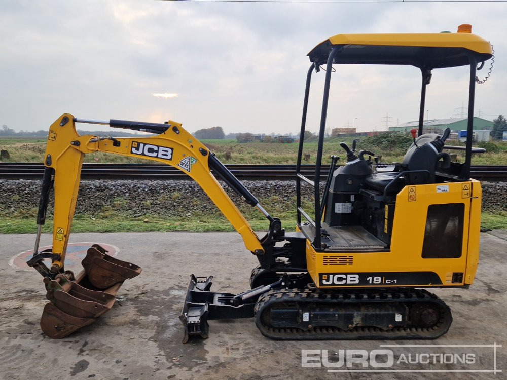 2022 JCB 19C-1 - Mini excavator: picture 2 2022 JCB 19C-1 - Mini excavator: picture 2