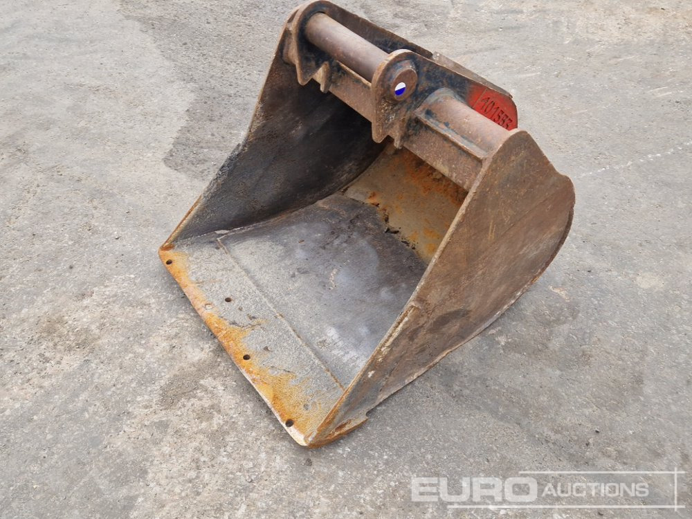 24" Digging Bucket to suit MS03 - Bucket: picture 1 24" Digging Bucket to suit MS03 - Bucket: picture 1