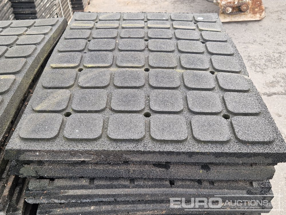 3 Pallets of Rubber Floor Tiles 60mm x 800mm x 600mm (144 of) - Construction equipment: picture 5 3 Pallets of Rubber Floor Tiles 60mm x 800mm x 600mm (144 of) - Construction equipment: picture 5