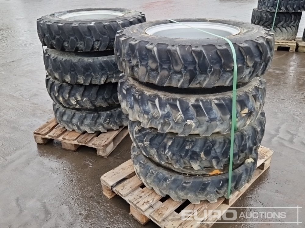 Alliance 8.25-20 Tyres with Rims (4 of) - Tire: picture 3 Alliance 8.25-20 Tyres with Rims (4 of) - Tire: picture 3