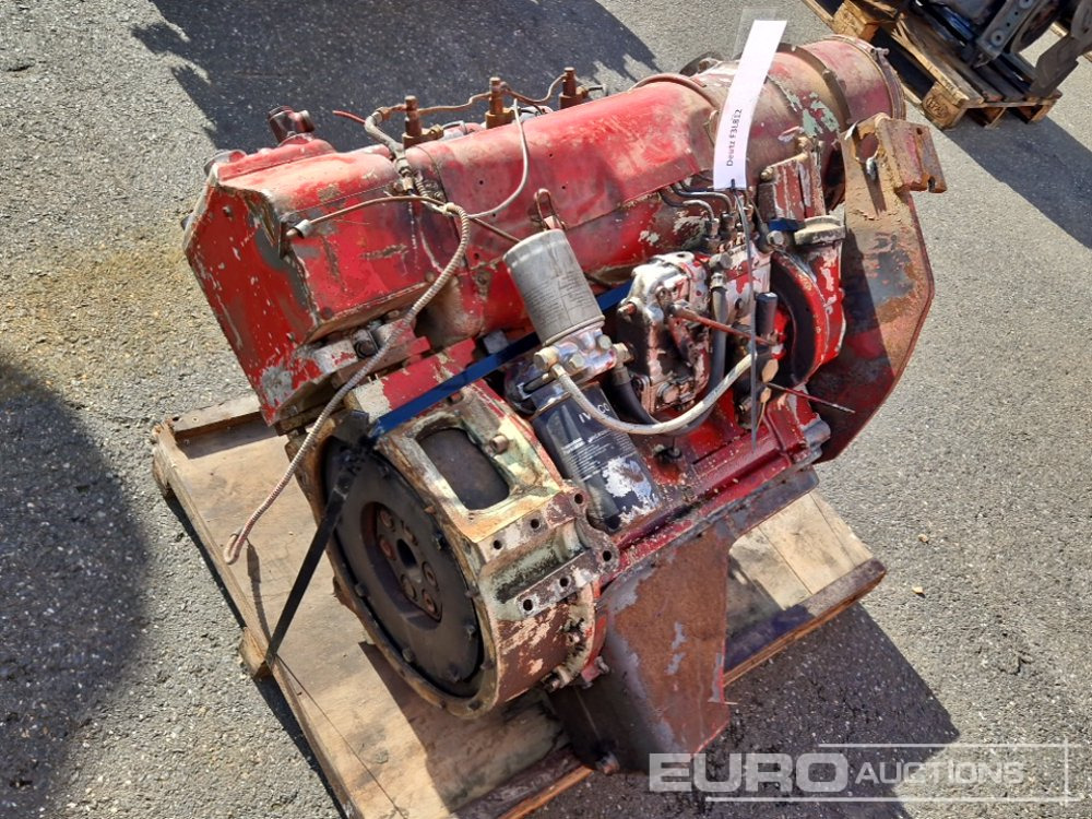Deutz 3 Cylinder Diesel Engine - Engine: picture 1 Deutz 3 Cylinder Diesel Engine - Engine: picture 1