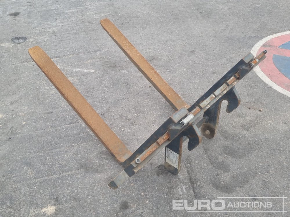 Forks to suit Weidemann - Bucket: picture 2 Forks to suit Weidemann - Bucket: picture 2