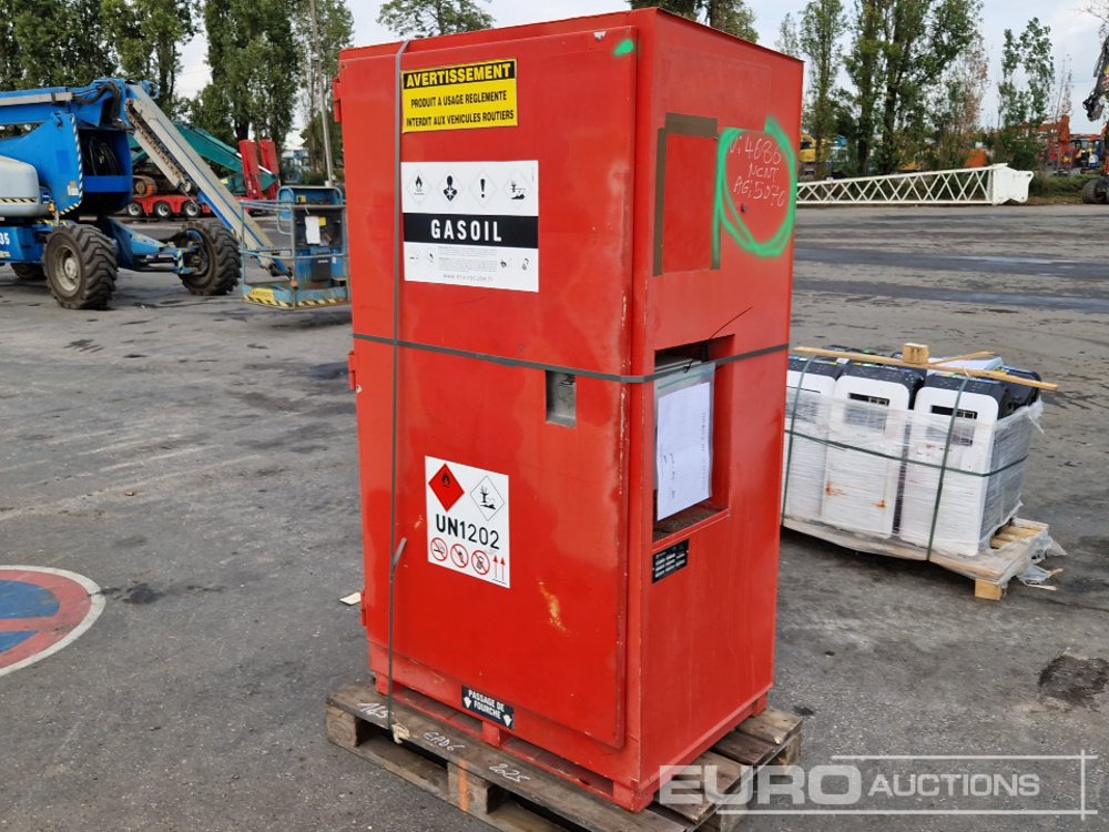 Fuel Transfer Pump - Construction equipment: picture 1 Fuel Transfer Pump - Construction equipment: picture 1