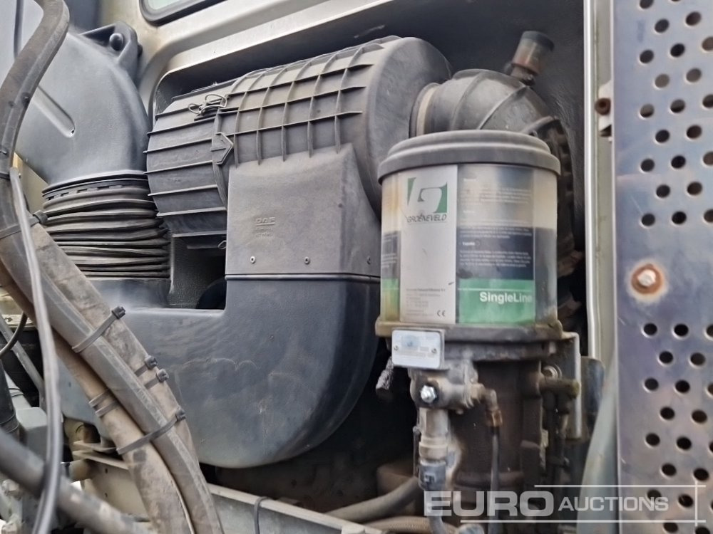 Concrete mixer truck GINAF X5250TS 410 10x4 Cement Mixer Truck, Automatic Gearbox, Auto Lube, Rear View Camera: picture 42