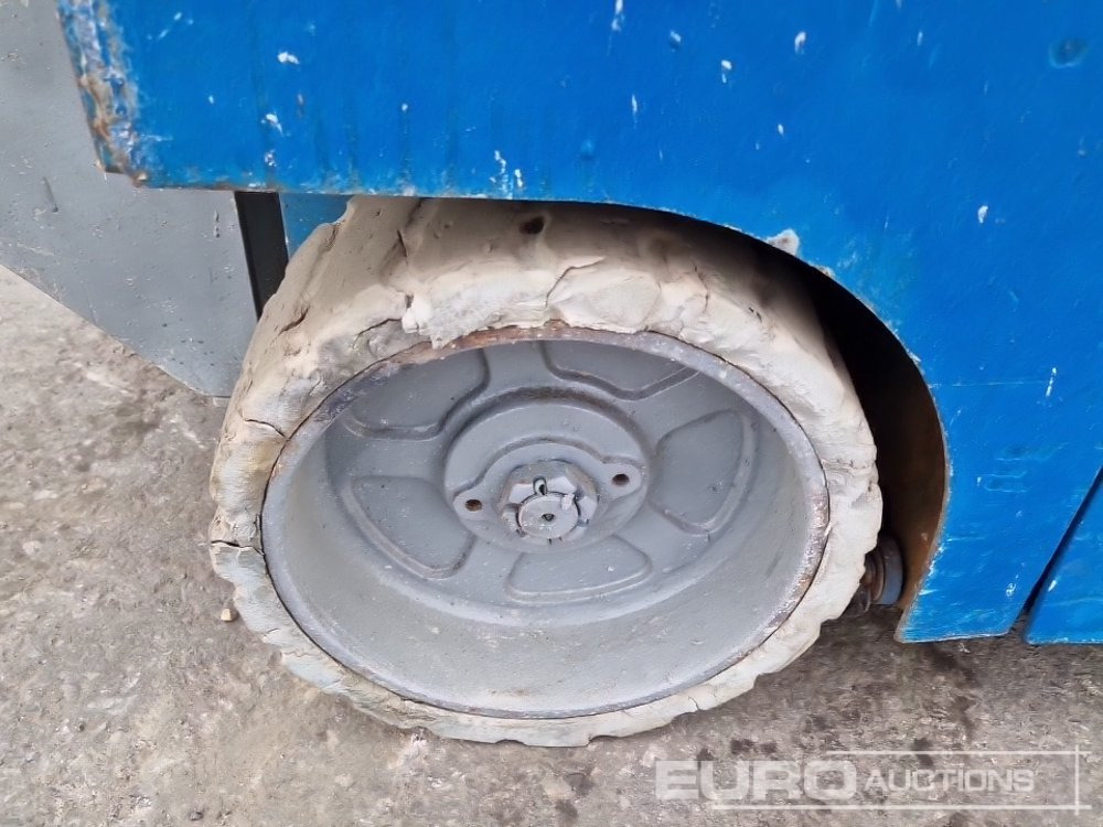 Aerial platform Genie GS-1930: picture 7