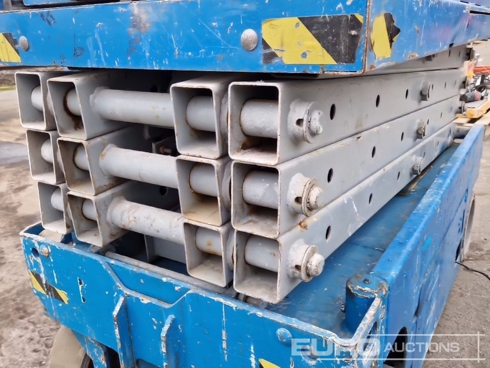 Aerial platform Genie GS-1930: picture 13