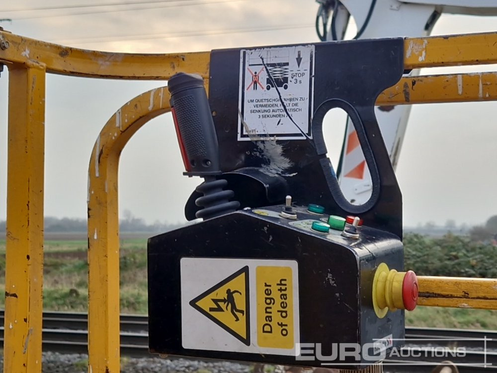 Aerial platform Haulotte Compact 12: picture 17 Aerial platform Haulotte Compact 12: picture 17