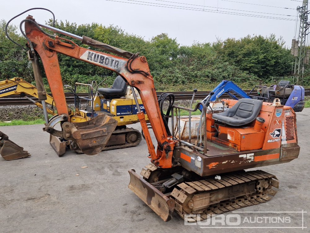 Kubota KH-35 - Mini excavator: picture 1 Kubota KH-35 - Mini excavator: picture 1