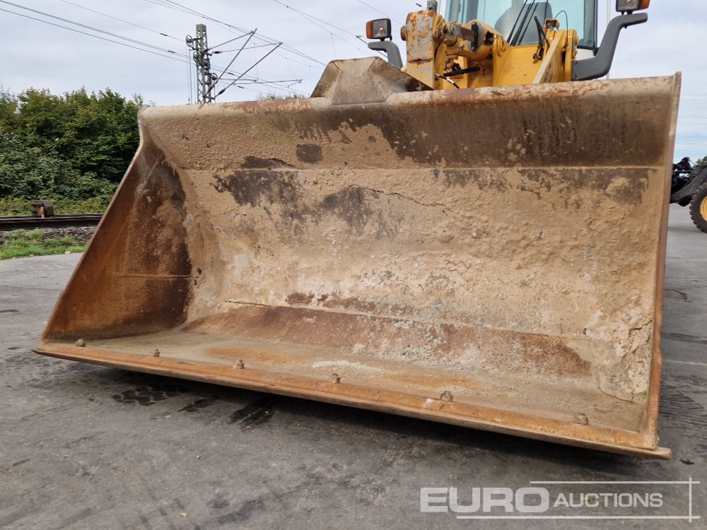 Wheel loader Liebherr L538: picture 13