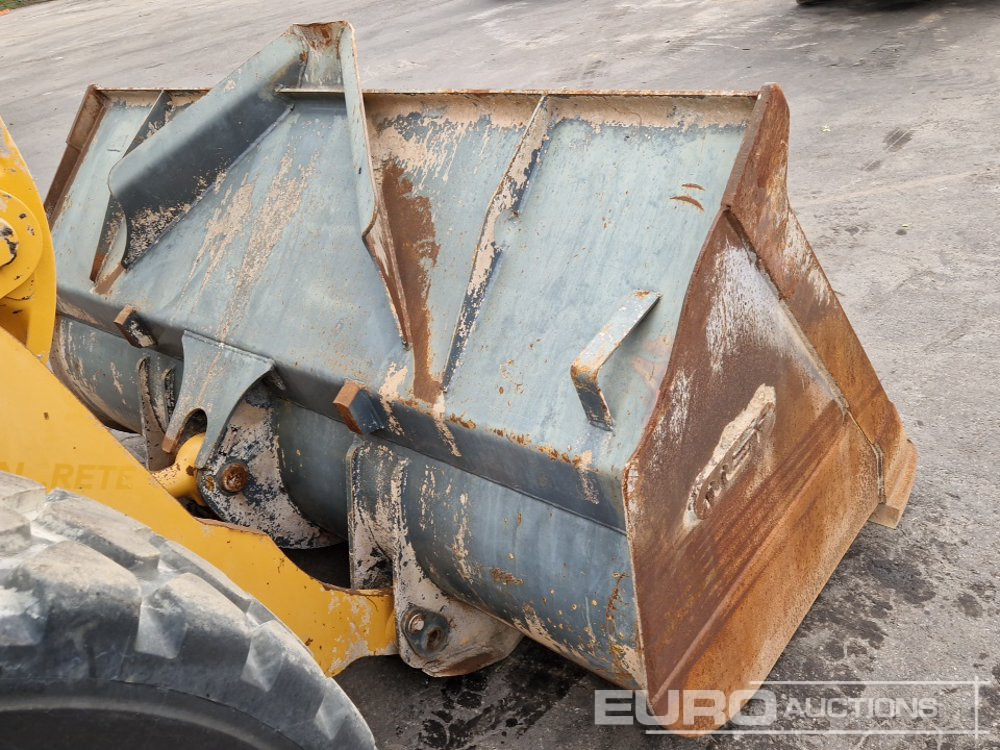 Wheel loader Liebherr L538: picture 14