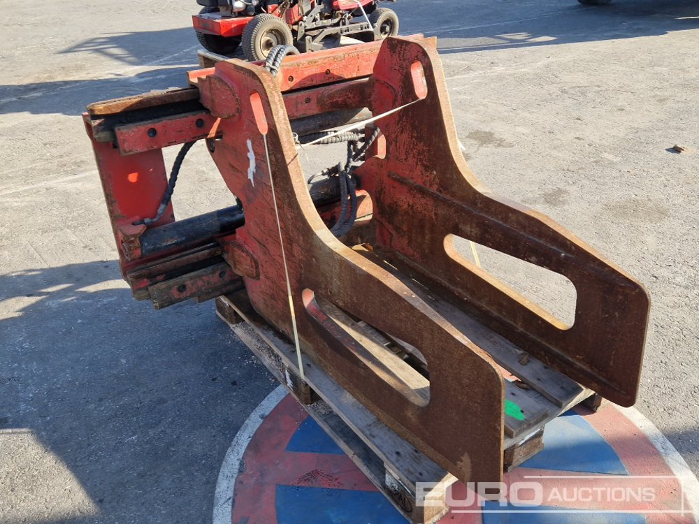 Clamp to suit Forklift - Material handling equipment: picture 4 Clamp to suit Forklift - Material handling equipment: picture 4