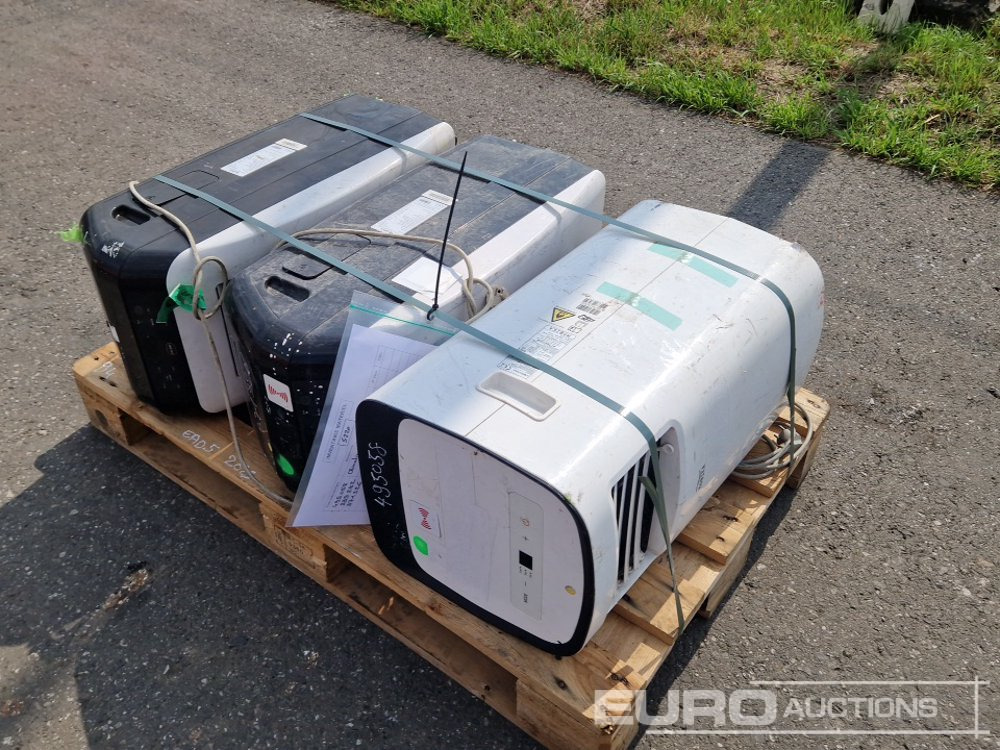 Pallet of Air Conditioning Units (3 of) - Construction equipment: picture 1 Pallet of Air Conditioning Units (3 of) - Construction equipment: picture 1