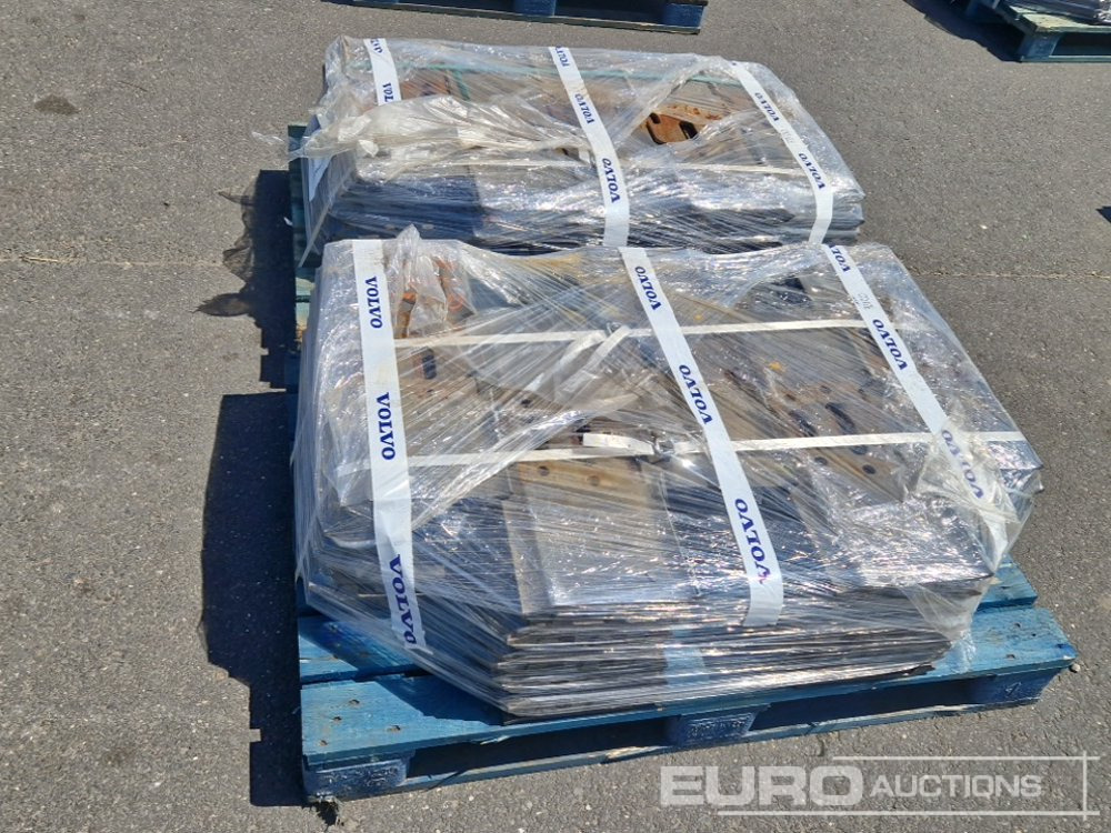 600mm Steel Track Plates to suit Volvo EC290 - Spare parts for Excavator: picture 3 600mm Steel Track Plates to suit Volvo EC290 - Spare parts for Excavator: picture 3