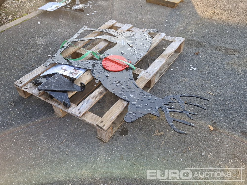 Unused 2025 Deer Shaped Shooting Target - Garage equipment: picture 4 Unused 2025 Deer Shaped Shooting Target - Garage equipment: picture 4