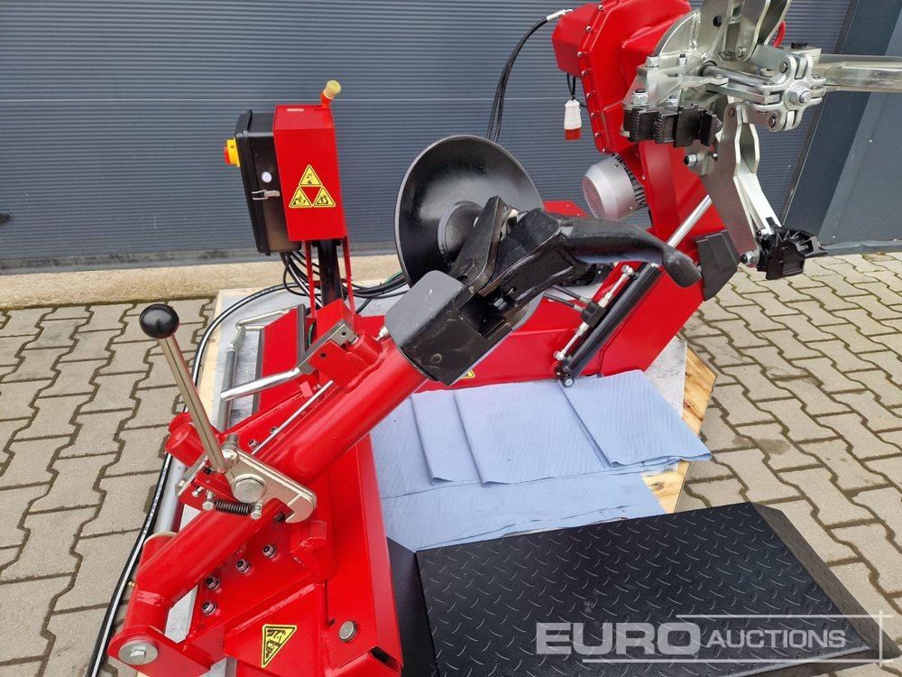 Unused MX-568 Truck & Equipment Tyre Changer, 380V, Rim Diameter 14"-26", max. Tyre Diameter 1600mm, max. Tyre Width 780mm - Garage equipment: picture 5 Unused MX-568 Truck & Equipment Tyre Changer, 380V, Rim Diameter 14"-26", max. Tyre Diameter 1600mm, max. Tyre Width 780mm - Garage equipment: picture 5