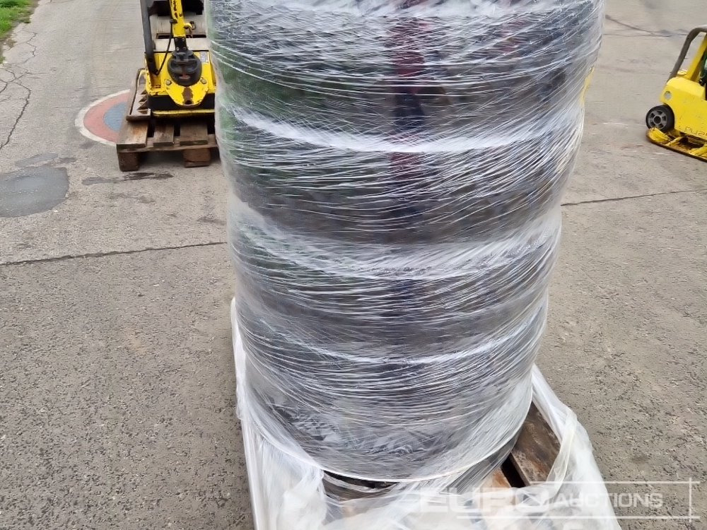 Unused Tyre to suit Wacker Neuson EW65 (4 of) - Tire: picture 3 Unused Tyre to suit Wacker Neuson EW65 (4 of) - Tire: picture 3
