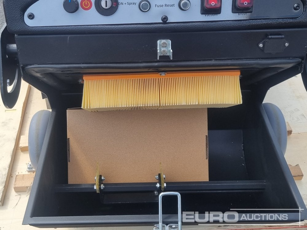 Industrial sweeper Unused Walk Behind Sweeper: picture 8 Industrial sweeper Unused Walk Behind Sweeper: picture 8