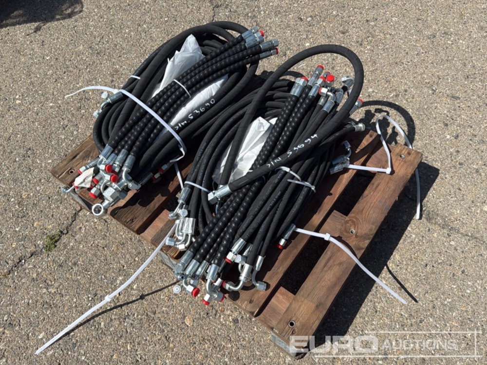 Unused 2025 Captok Various Hydraulic Hoses to suit Mini Excavator / Latiguillo Hidráulico - Attachment for Excavator: picture 1 Unused 2025 Captok Various Hydraulic Hoses to suit Mini Excavator / Latiguillo Hidráulico - Attachment for Excavator: picture 1