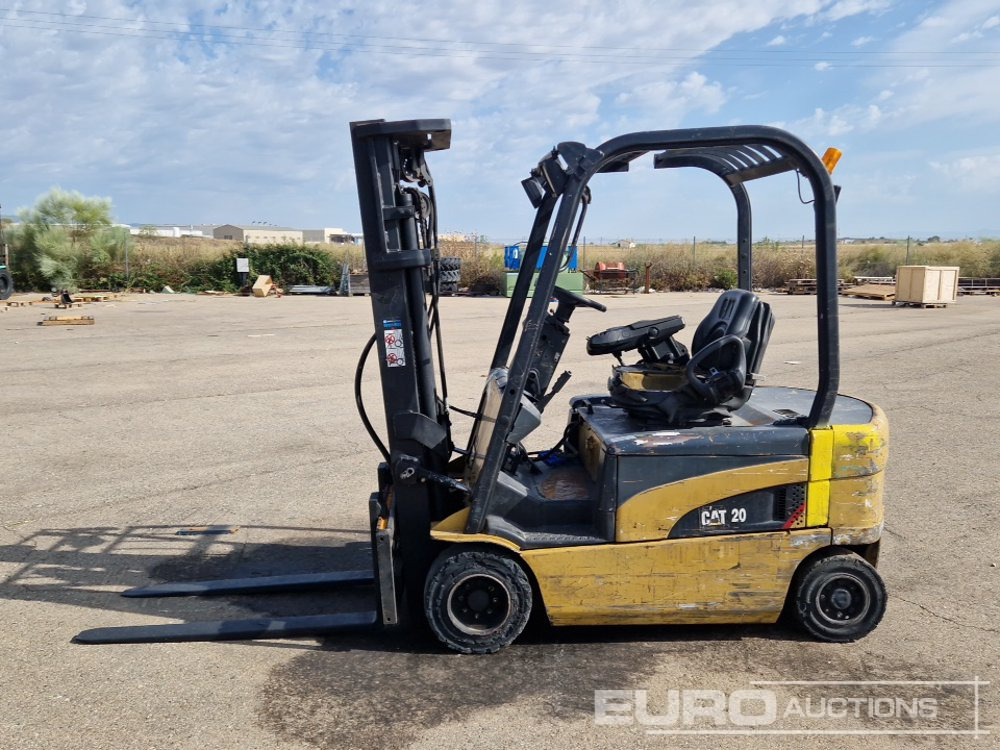 CAT EP20CN - Electric forklift: picture 2 CAT EP20CN - Electric forklift: picture 2