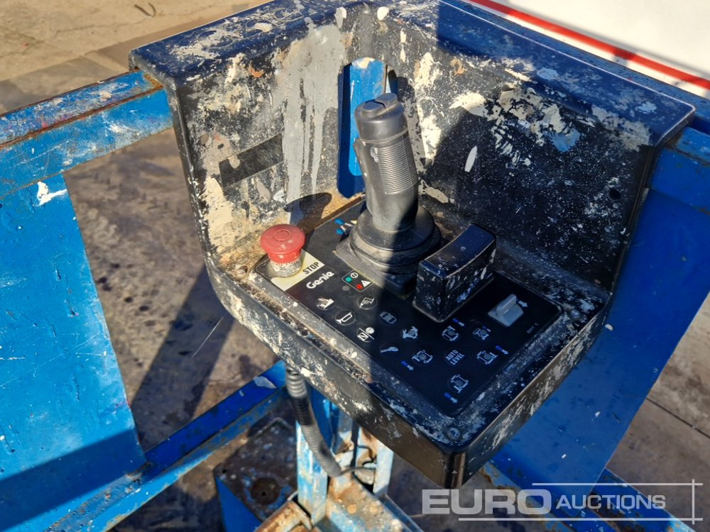 Aerial platform Genie GS-3268RT: picture 21