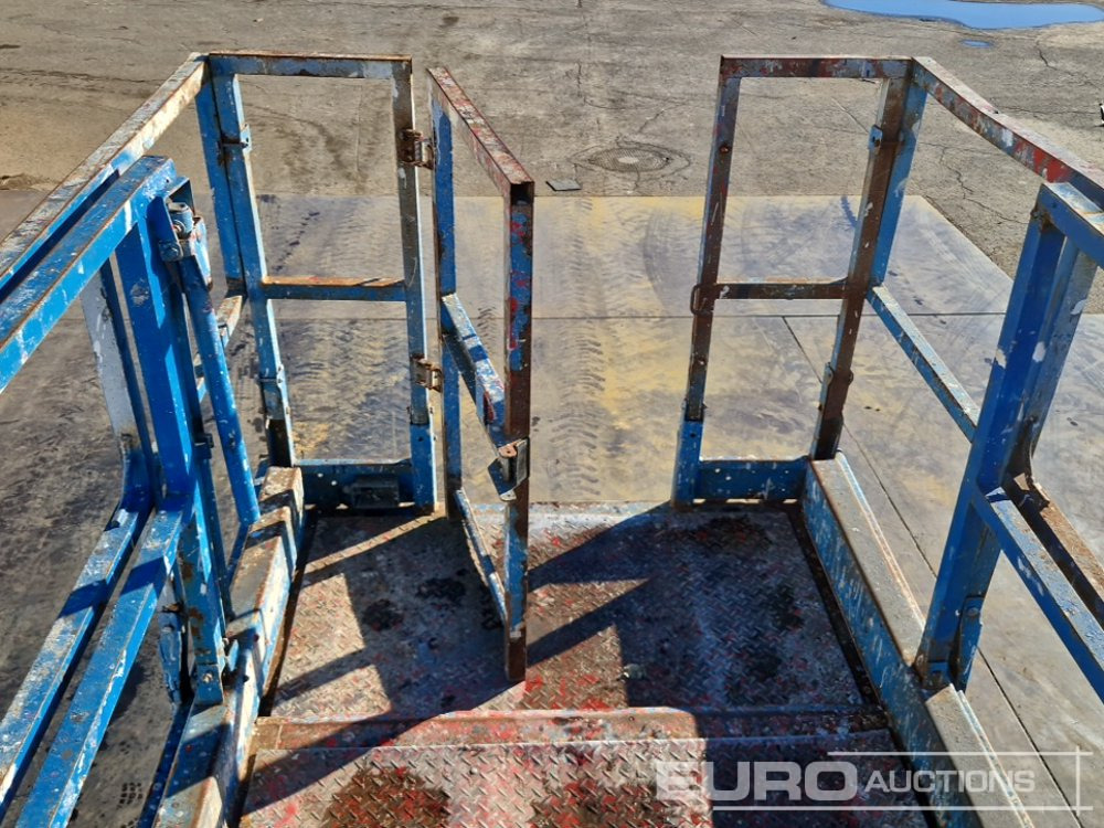 Aerial platform Genie GS-3268RT: picture 22