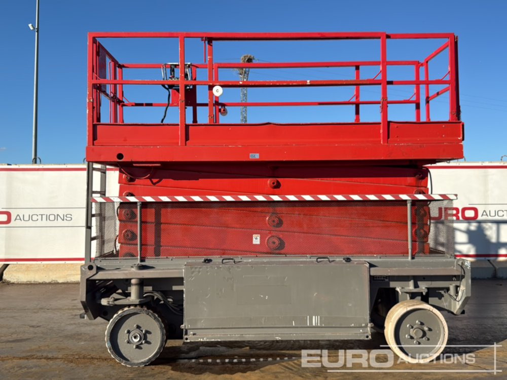 JLG 180-12 - Scissor lift: picture 2 JLG 180-12 - Scissor lift: picture 2