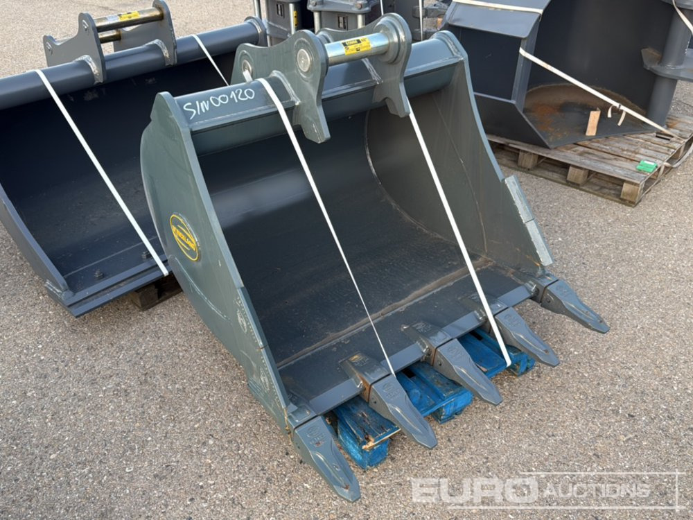 Strickland BT13 - Bucket: picture 1 Strickland BT13 - Bucket: picture 1