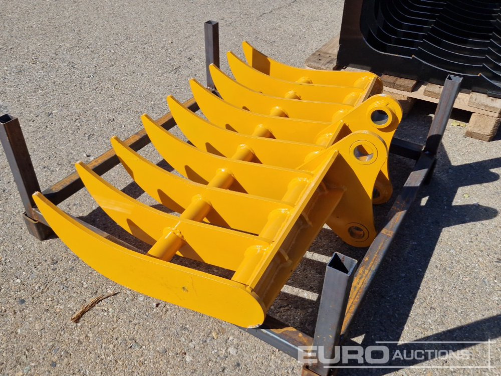 Unused 2025 Captok 44" Dense-Teeth Rake to suit CAT 3-5 Ton Excavator / Rastrillo para Excavadora CAT 3-5 Toneladas - Bucket: picture 1 Unused 2025 Captok 44" Dense-Teeth Rake to suit CAT 3-5 Ton Excavator / Rastrillo para Excavadora CAT 3-5 Toneladas - Bucket: picture 1