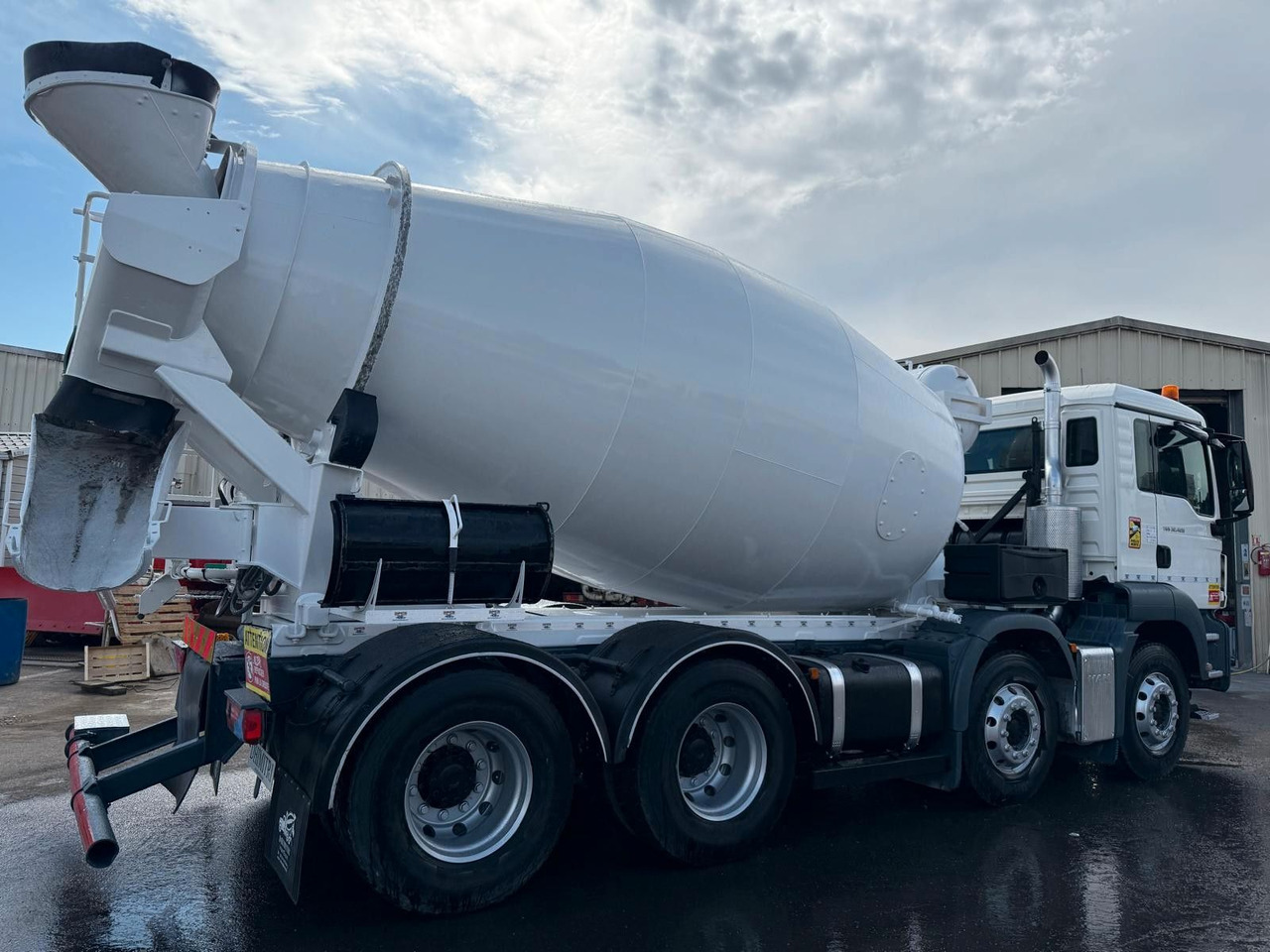 MAN TGS 32.420 - Concrete mixer truck: picture 4 MAN TGS 32.420 - Concrete mixer truck: picture 4