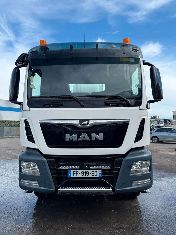 MAN TGS 32.420 - Concrete mixer truck: picture 3 MAN TGS 32.420 - Concrete mixer truck: picture 3