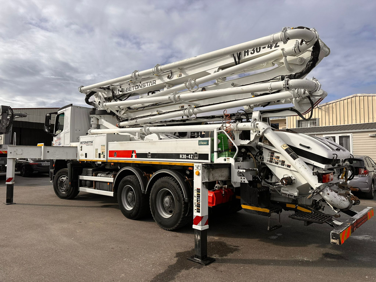 Pompe à béton BetonStar 30m avec cabine Mercedes Benz Arocs 2640 FY-472-KA Année 2021 - Concrete pump truck: picture 5 Pompe à béton BetonStar 30m avec cabine Mercedes Benz Arocs 2640 FY-472-KA Année 2021 - Concrete pump truck: picture 5