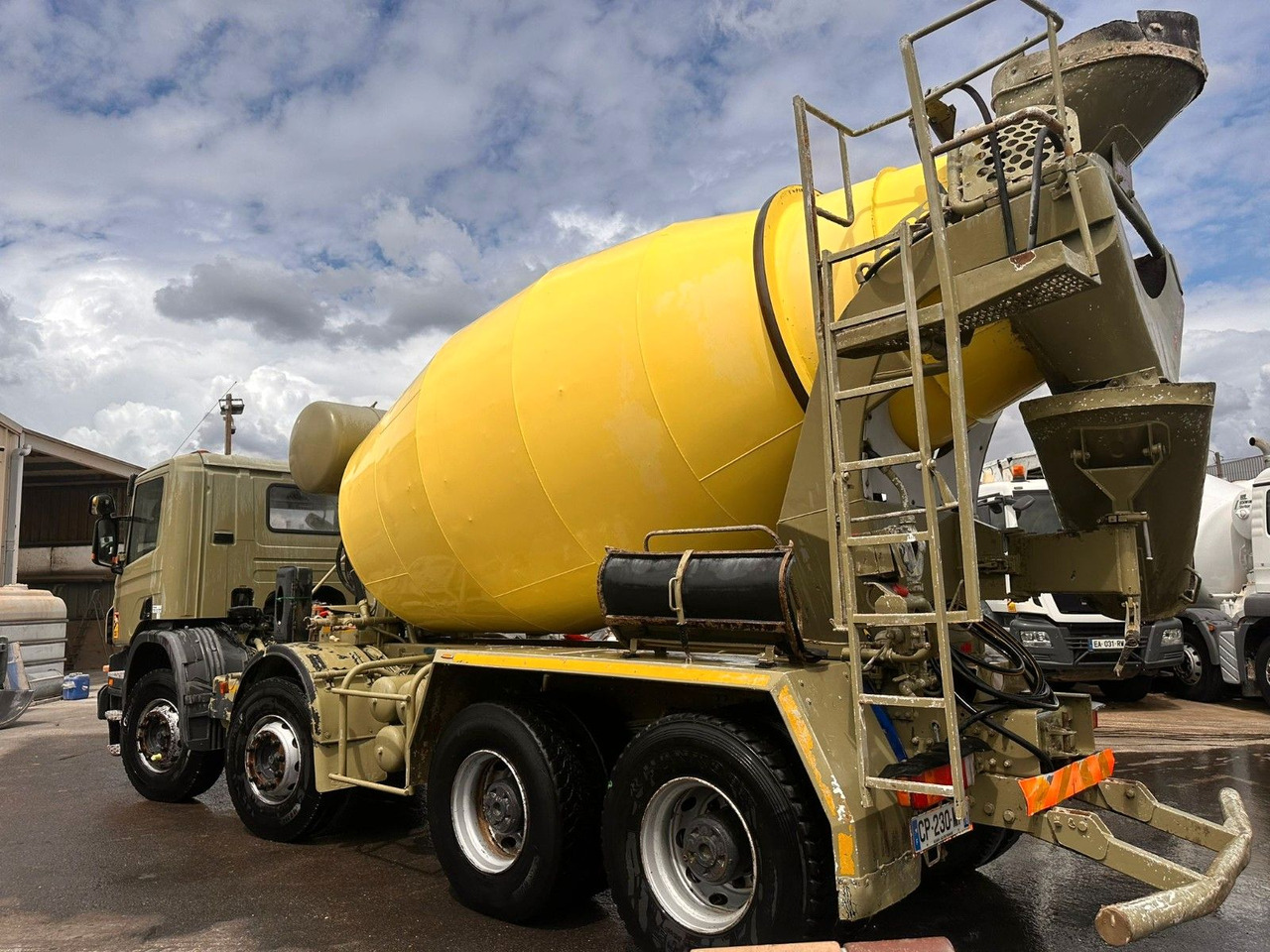 Scania P380 - Concrete mixer truck: picture 5 Scania P380 - Concrete mixer truck: picture 5