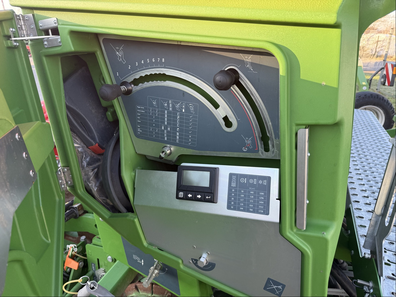 Amazone Anbaukreiselegge KE 3001 Super - Soil tillage equipment: picture 4 Amazone Anbaukreiselegge KE 3001 Super - Soil tillage equipment: picture 4