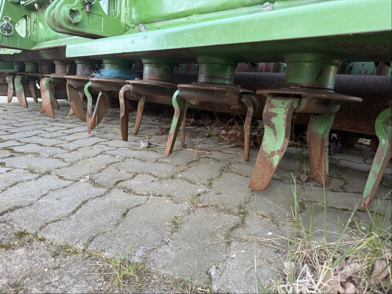 Amazone Anbaukreiselegge KE 3001 Super - Soil tillage equipment: picture 3 Amazone Anbaukreiselegge KE 3001 Super - Soil tillage equipment: picture 3