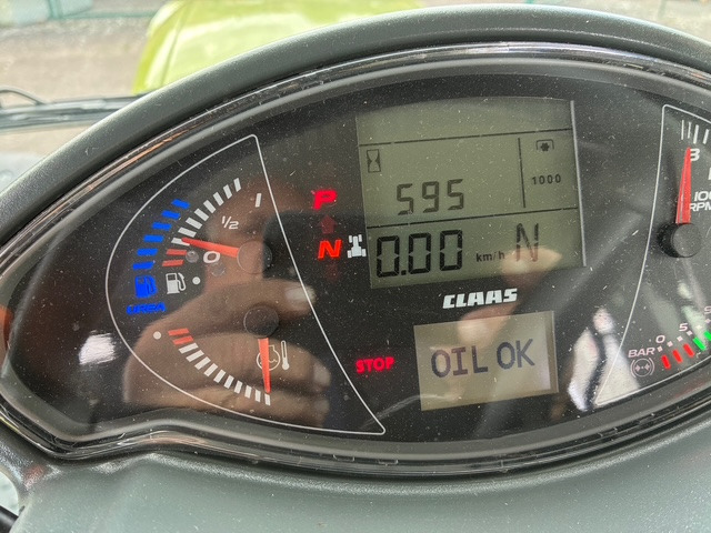 Claas Axion 870 CMATIC - Farm tractor: picture 2 Claas Axion 870 CMATIC - Farm tractor: picture 2