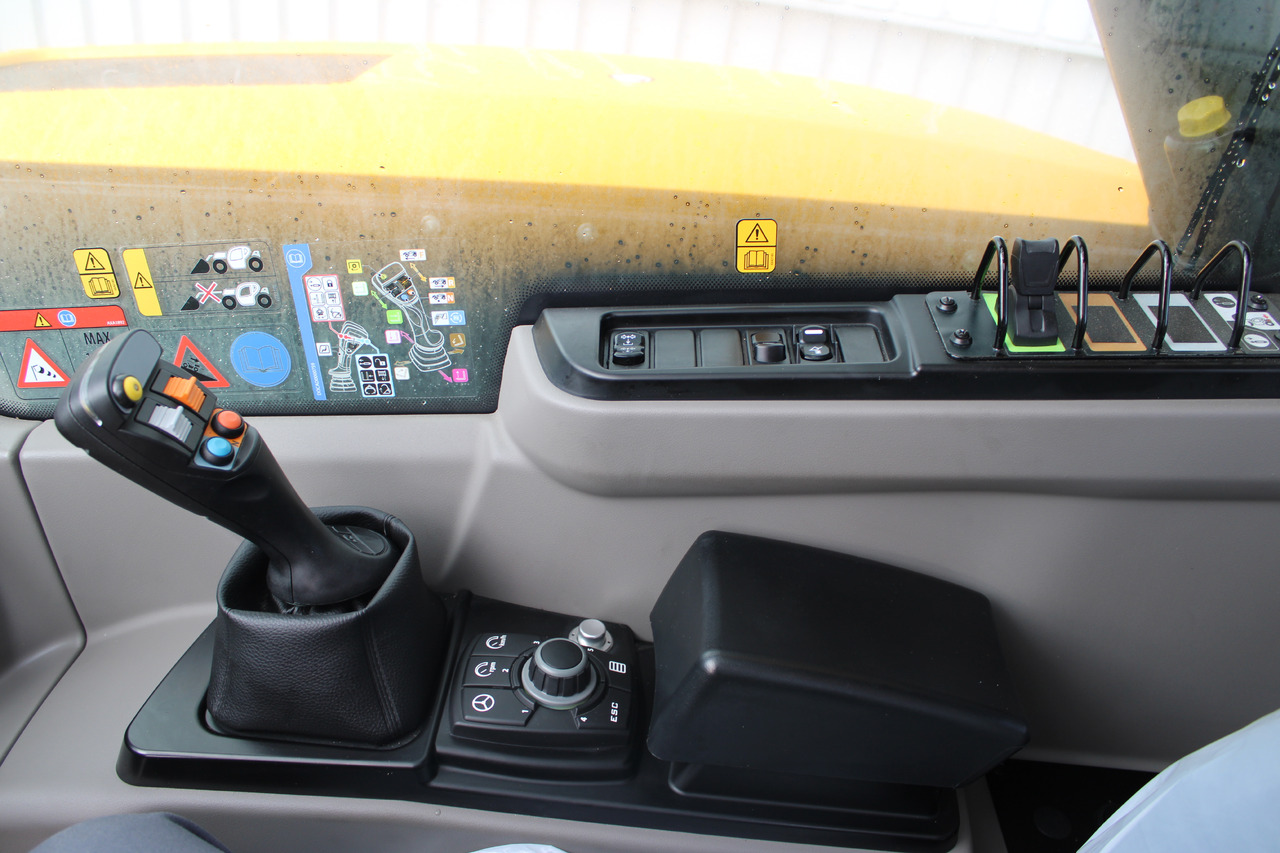 Dieci AGRI PLUS 42.7 VS EVO2 GD - Loader: picture 4 Dieci AGRI PLUS 42.7 VS EVO2 GD - Loader: picture 4