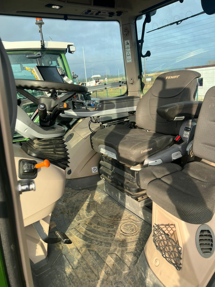 Fendt 1046 Vario Gen2 ProfiPlus - Farm tractor: picture 2 Fendt 1046 Vario Gen2 ProfiPlus - Farm tractor: picture 2
