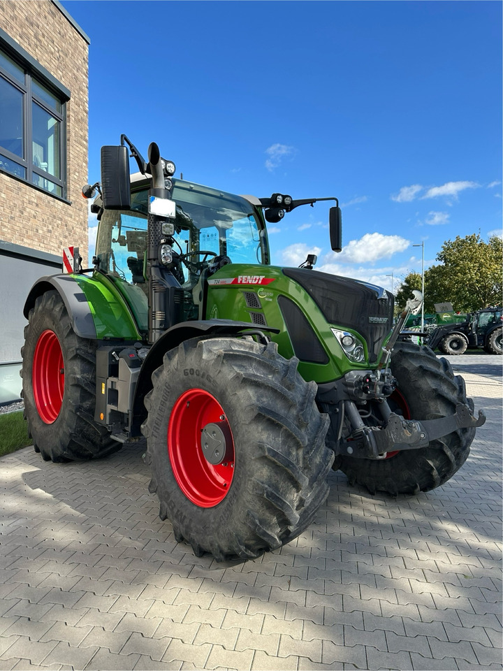 Fendt 724 Vario Gen6 ProfiPlus - Farm tractor: picture 1 Fendt 724 Vario Gen6 ProfiPlus - Farm tractor: picture 1