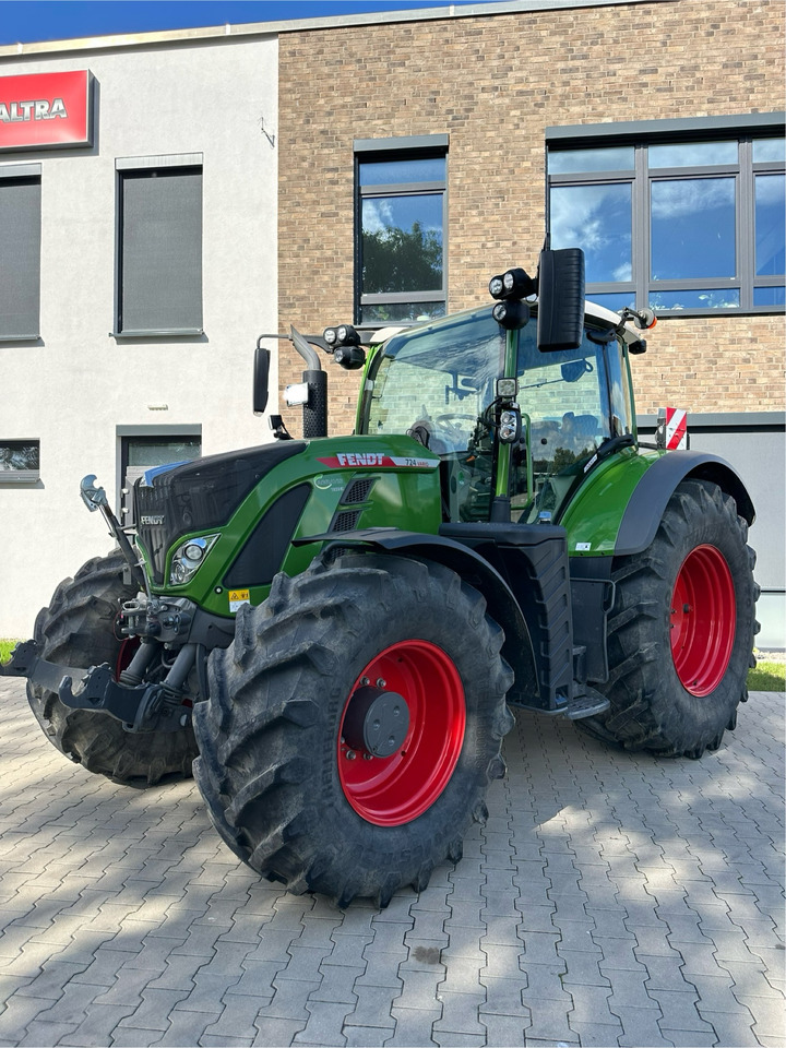 Fendt 724 Vario Gen6 ProfiPlus - Farm tractor: picture 5 Fendt 724 Vario Gen6 ProfiPlus - Farm tractor: picture 5