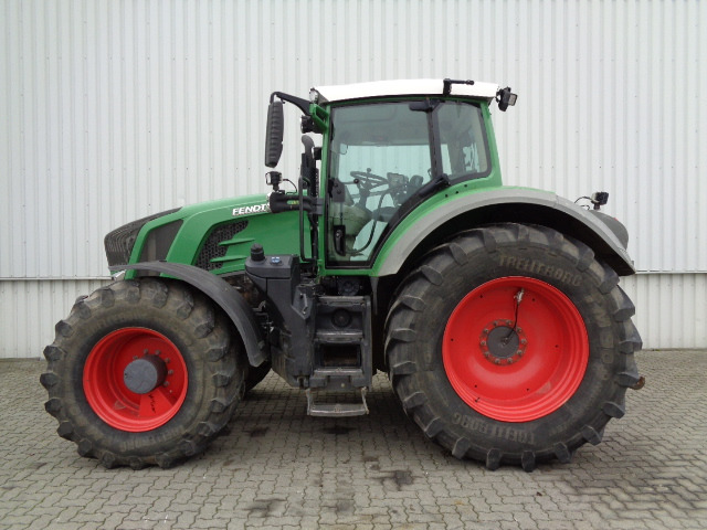 Fendt 824 Vario S4 ProfiPlus - Farm tractor: picture 1 Fendt 824 Vario S4 ProfiPlus - Farm tractor: picture 1