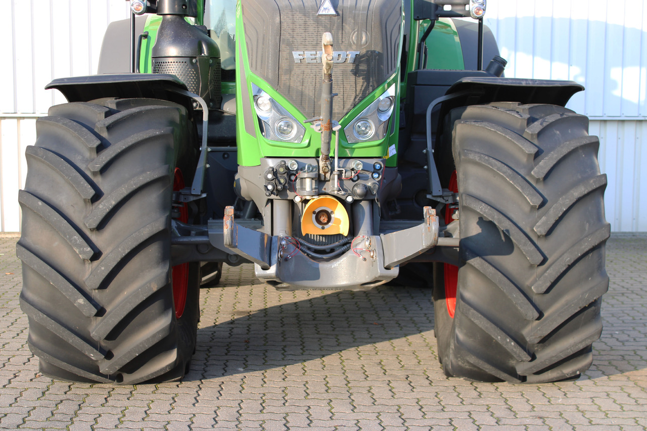 Fendt 828 Vario S4 ProfiPlus leasing Fendt 828 Vario S4 ProfiPlus: picture 14 Fendt 828 Vario S4 ProfiPlus leasing Fendt 828 Vario S4 ProfiPlus: picture 14
