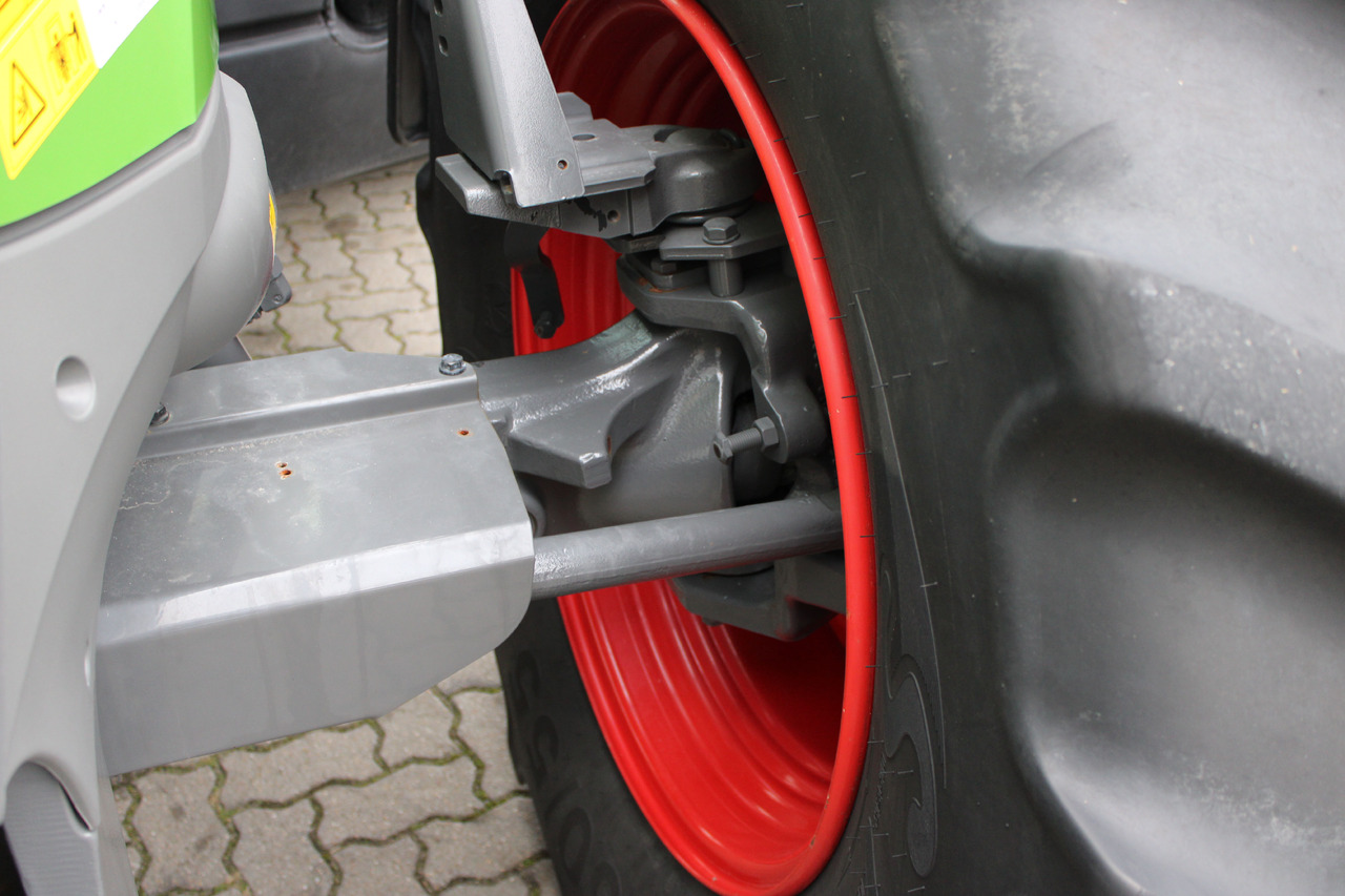 Fendt 828 Vario S4 ProfiPlus leasing Fendt 828 Vario S4 ProfiPlus: picture 11 Fendt 828 Vario S4 ProfiPlus leasing Fendt 828 Vario S4 ProfiPlus: picture 11