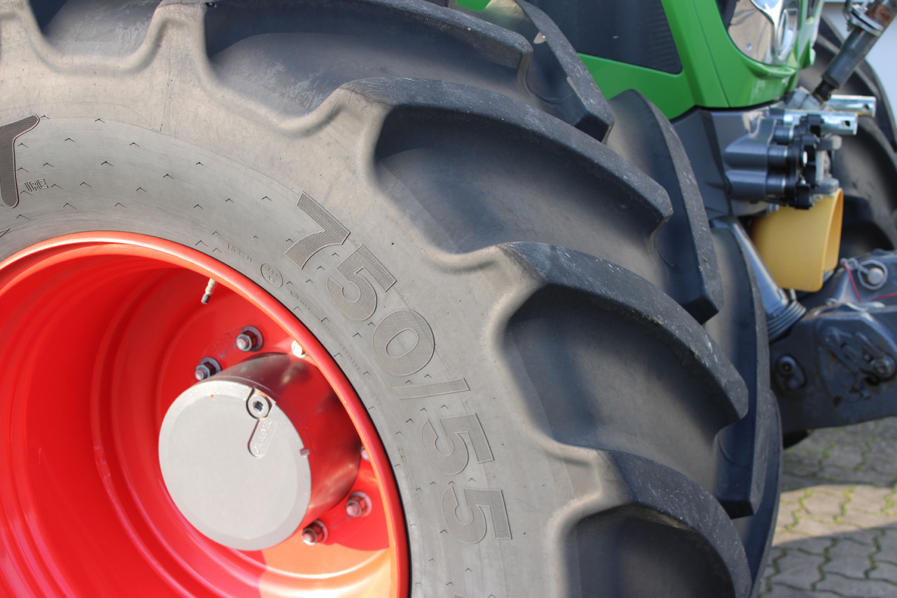 Fendt 828 Vario S4 ProfiPlus leasing Fendt 828 Vario S4 ProfiPlus: picture 10 Fendt 828 Vario S4 ProfiPlus leasing Fendt 828 Vario S4 ProfiPlus: picture 10