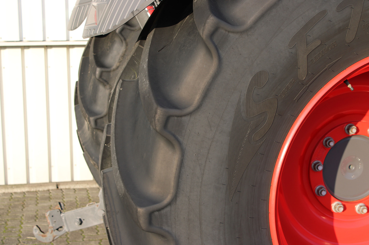 Fendt 828 Vario S4 ProfiPlus leasing Fendt 828 Vario S4 ProfiPlus: picture 9 Fendt 828 Vario S4 ProfiPlus leasing Fendt 828 Vario S4 ProfiPlus: picture 9