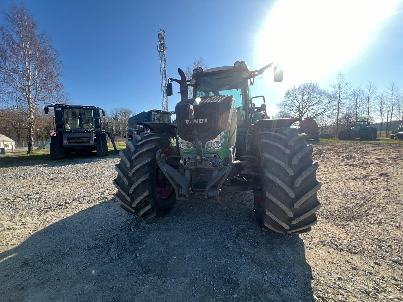 Farm tractor Fendt 936: picture 8